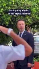 Petri publicó un curioso video con música de Elvis para festejar sus dos meses de gestión