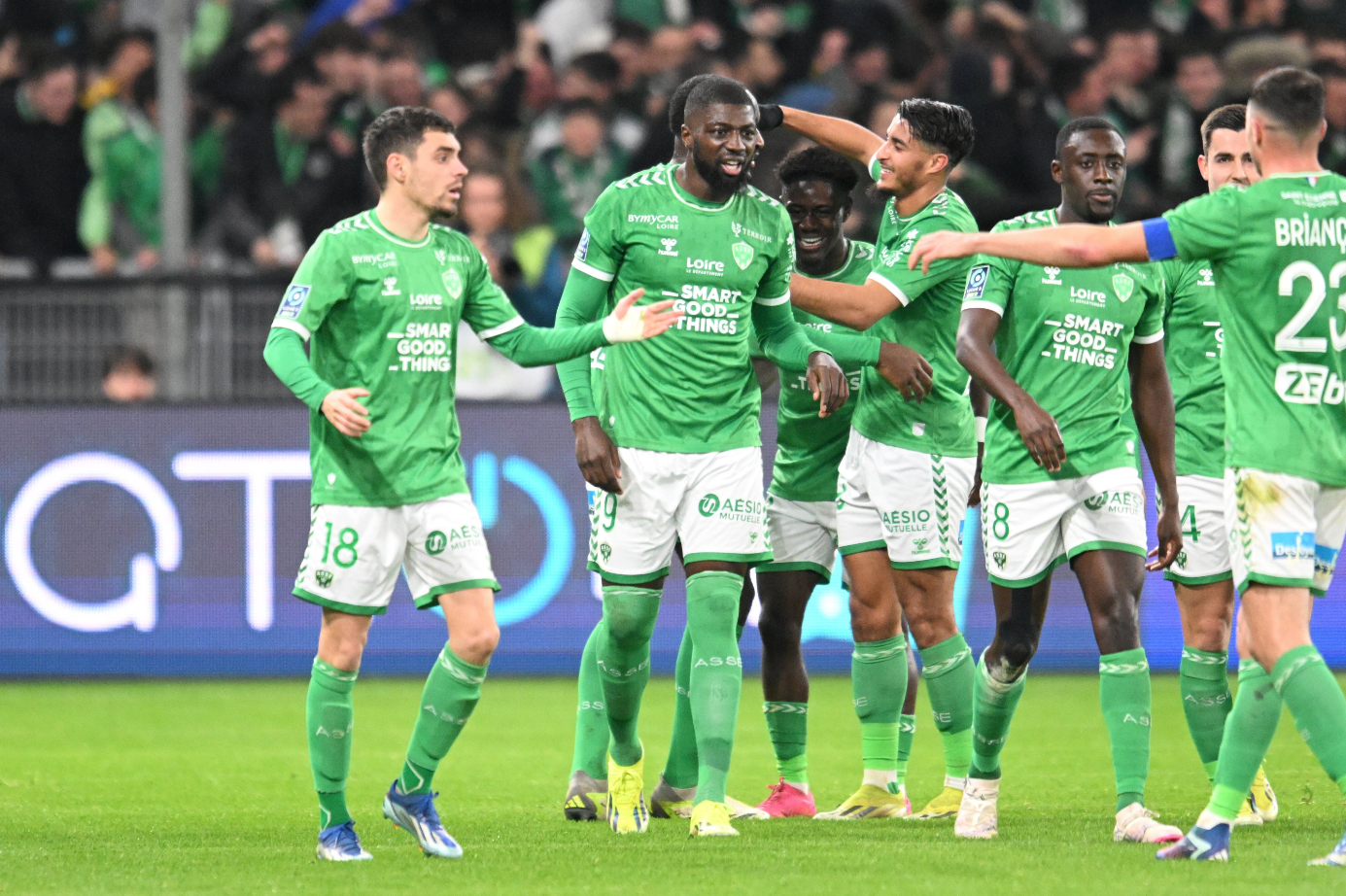 Ligue 2 : Saint-Etienne torpille Troyes avec brio !