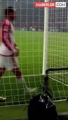 Günler sonra ortaya çıktı! Leroy Sane Leverkuesen maçı sonrası çıldırdı, sinirini kameralardan çıkardı