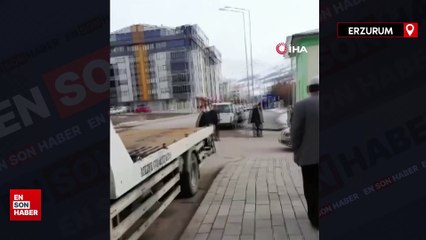 Erzurum'da el freni çekilmeyen araç bahçe duvarından uçtu