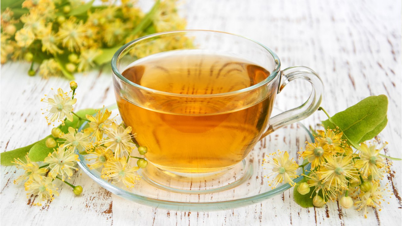 Kamille, Ingwer und Lindenblüte: Welcher Tee hilft bei Erkältung?