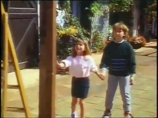 Découvrez la Pub Rétro KINDER Chocolat: Mais Voyons, Michel! - 1987