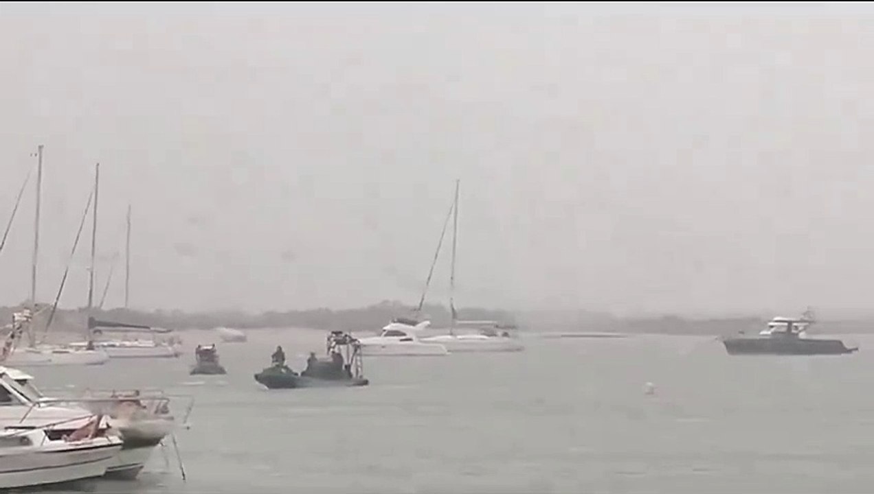 Se repite la situación de Berbate esta vez en Sancti Petri con dos lanchas auxiliares espantando a los narcos