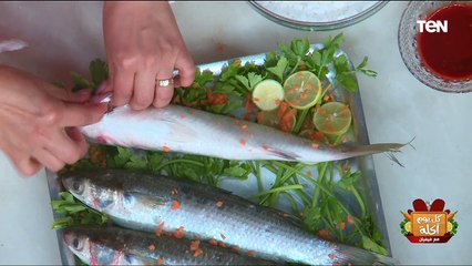 ليه تشتريه ما انتي ممكن تعمليه..  طريقة صحية وسليمة لعمل الفسيخ في البيت مع الشيف فيفيان