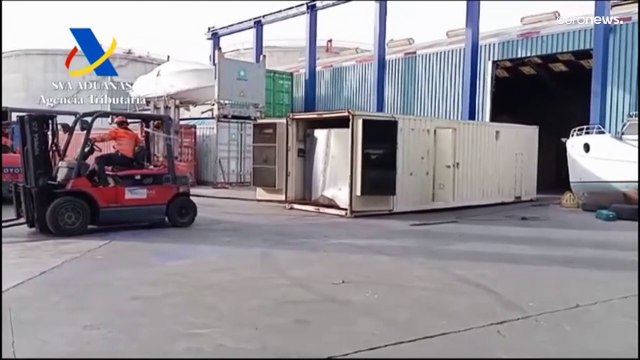 شاهد: مخبأة في مولّد كهرباء مزيف.. إسبانيا تضبط 8 أطنان من الكوكايين