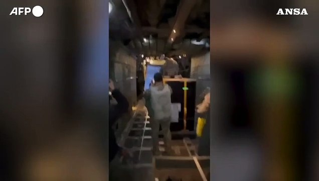 Gaza, lancio di aiuti umanitari sulla Striscia: partecipa anche il re di Giordania