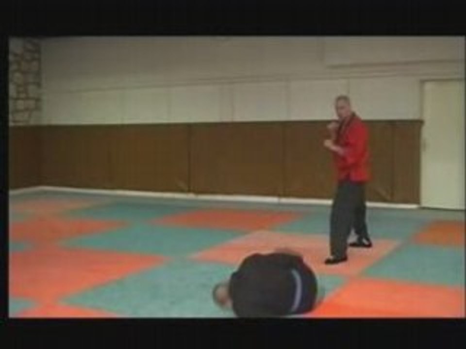 Self-Defense : contre attaques de face, de cote et de dos