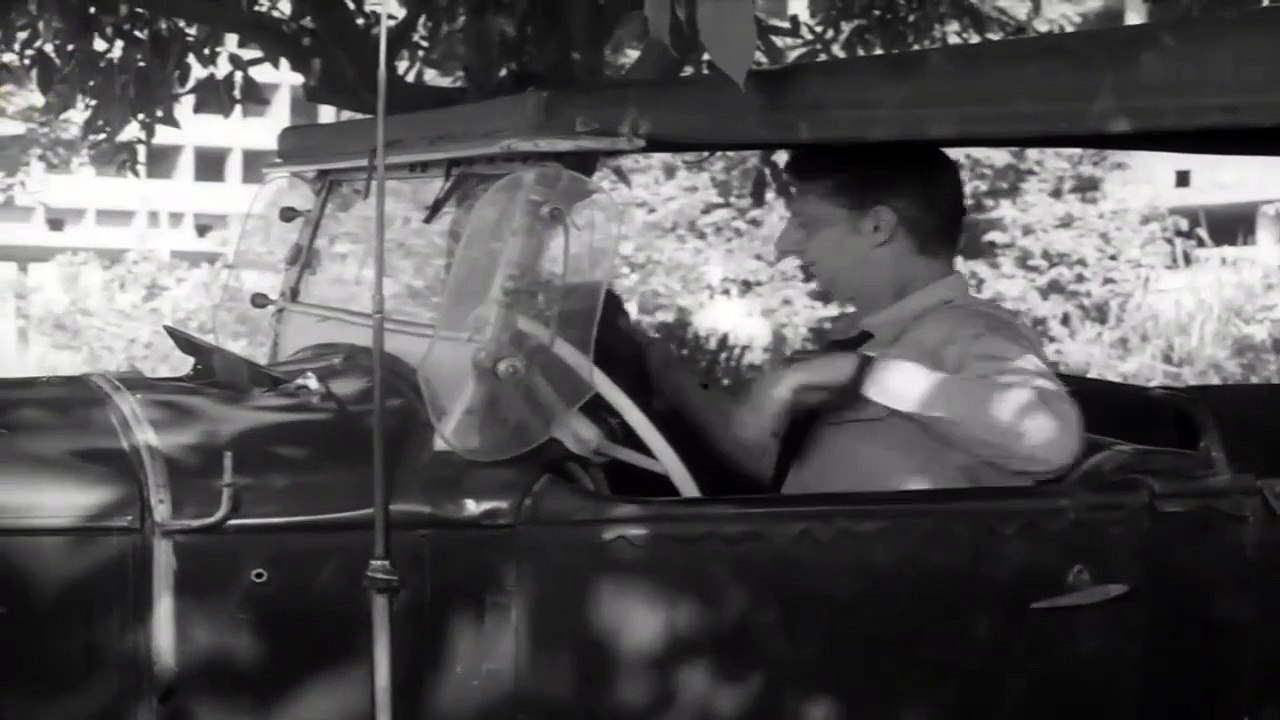 007 1⁄2 NO CARNAVAL (1966)