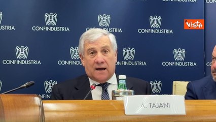 Tajani scherza: "Sono a lutto da ieri sera, perdere con l'Udinese ? un disastro"