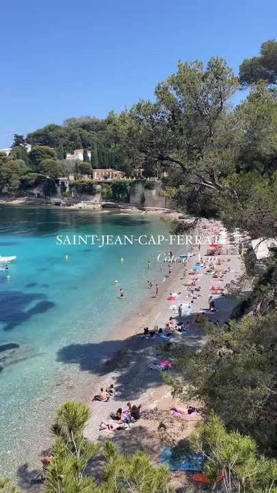 Découvrez le joyau préservé de la Côte d'Azur: Saint-Jean-Cap-Ferrat, où l'élégance rencontre la Méditerranée. ✨  Se rendre à Saint-Jean-Cap-Ferrat depuis Nice: 20-25 minutes en prenant le bus 15 à l'arrêt « Lycée Massena »  by @julianontheroute