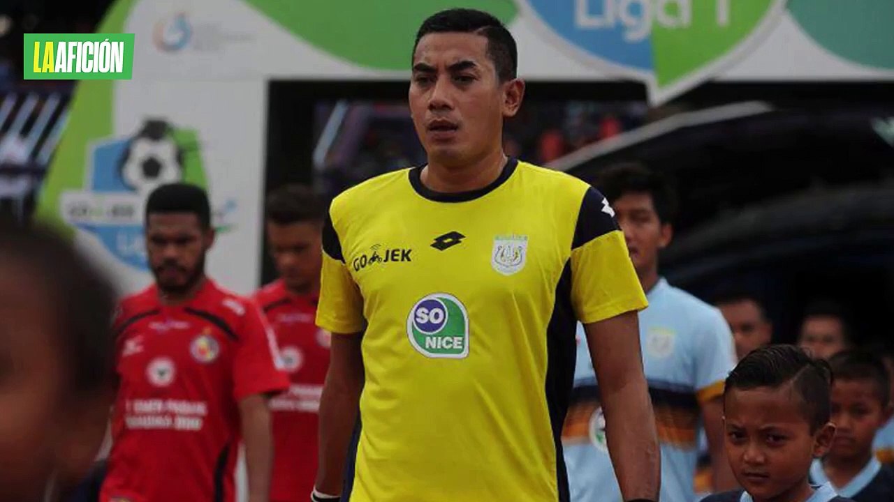 Jugador de futbol muere tras caerle un rayo en pleno partido