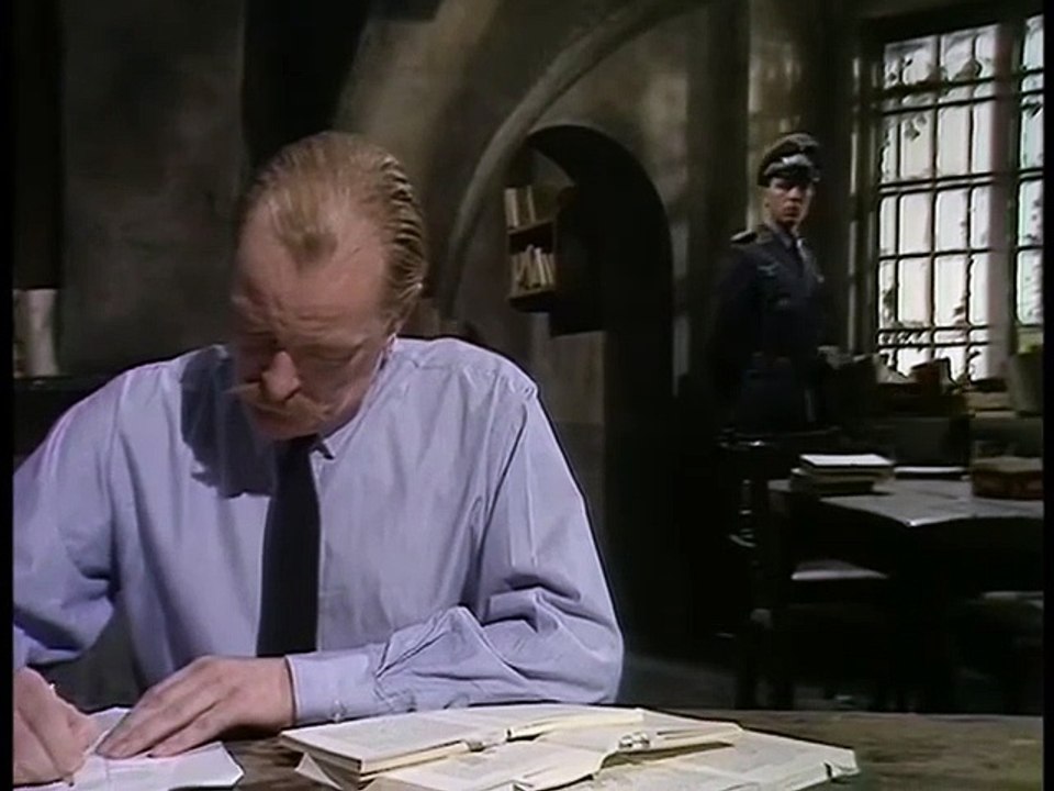 Colditz TV Series S2/E6 • Ace in the Hole
