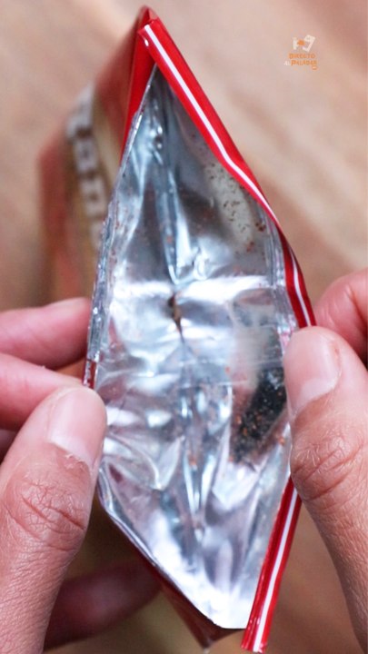 Así se sella de nuevo una bolsa de papitas