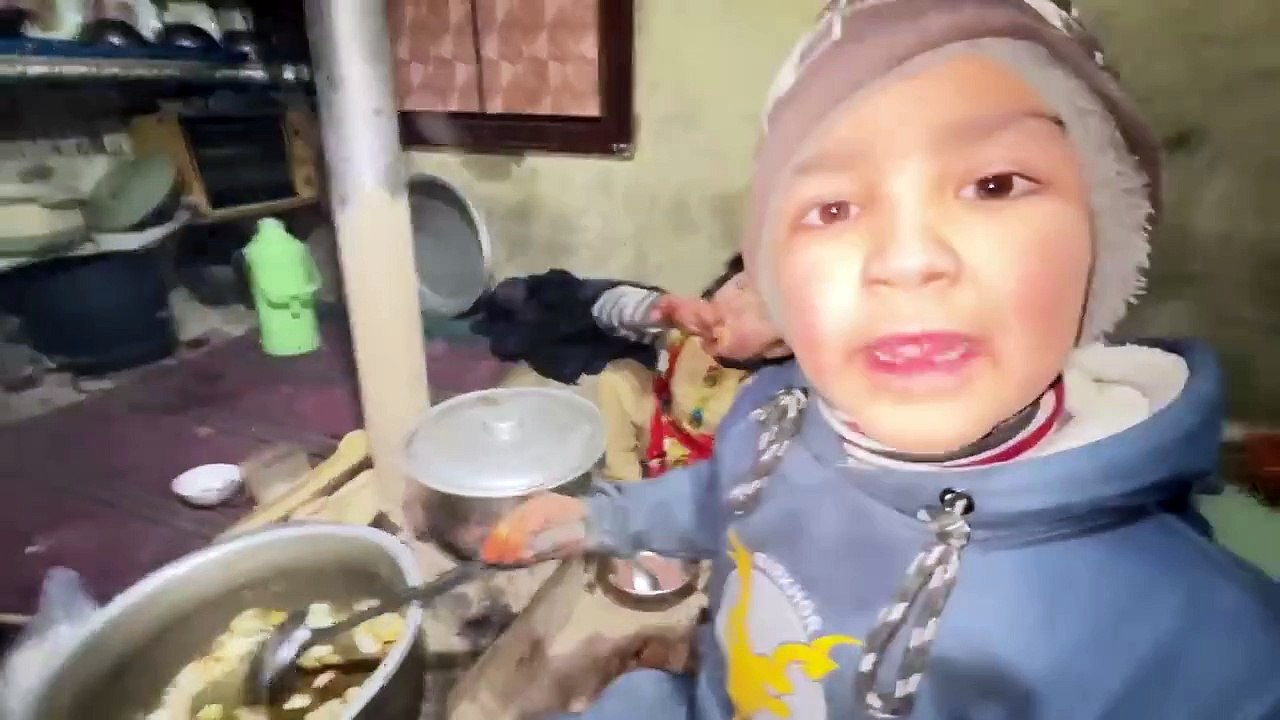 Daily Life in Coldest Village Of Pakistan _ Peaceful And Natural Views Of My Village _ Baltistan