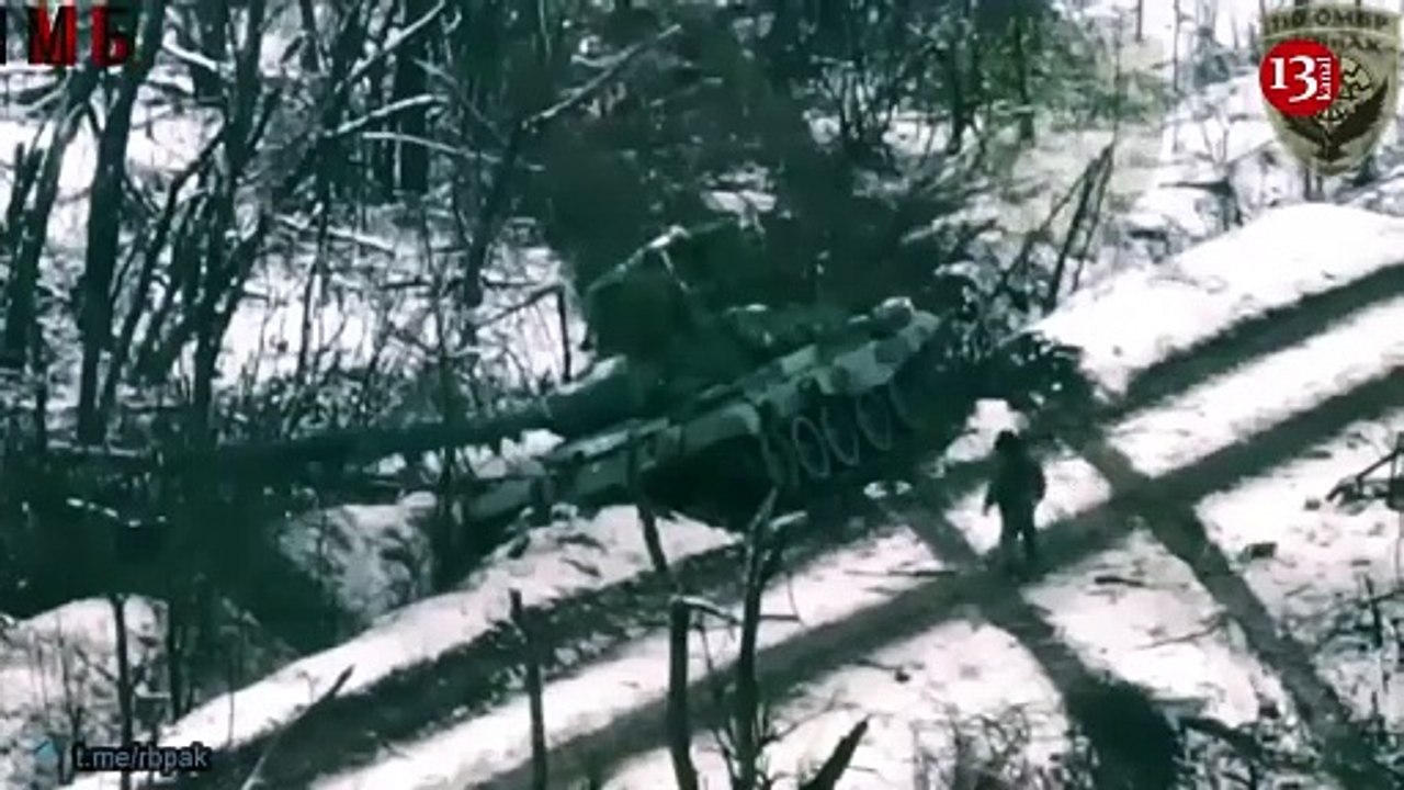 Russian soldiers advancing on foot in snowy Avdiivka steppes were ambushed