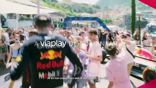 Max Verstappen - Off the Beaten Track Saison 1 - (EN)