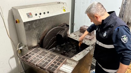 Bunlar hep skimpflasyon: Bursa'da kaçak çikolata baskını