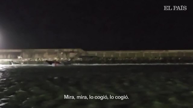 Las burlas de los espectadores que captaron el ataque de la narcolancha a los guardias civiles en Barbate