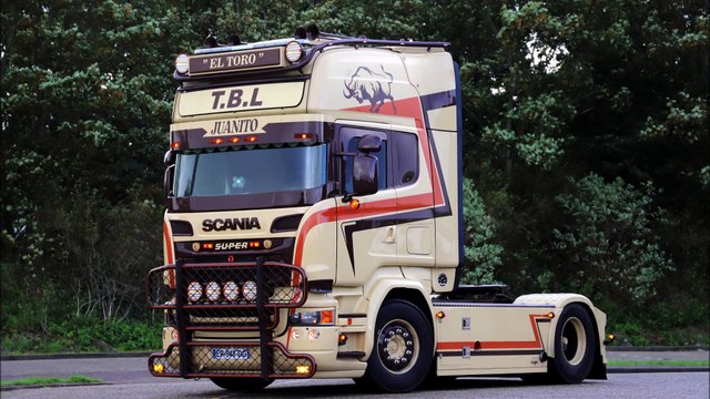 Super Scania V8 ECO WARNING! _T.B.L Transporte _ France by SHOWTRUCK TV