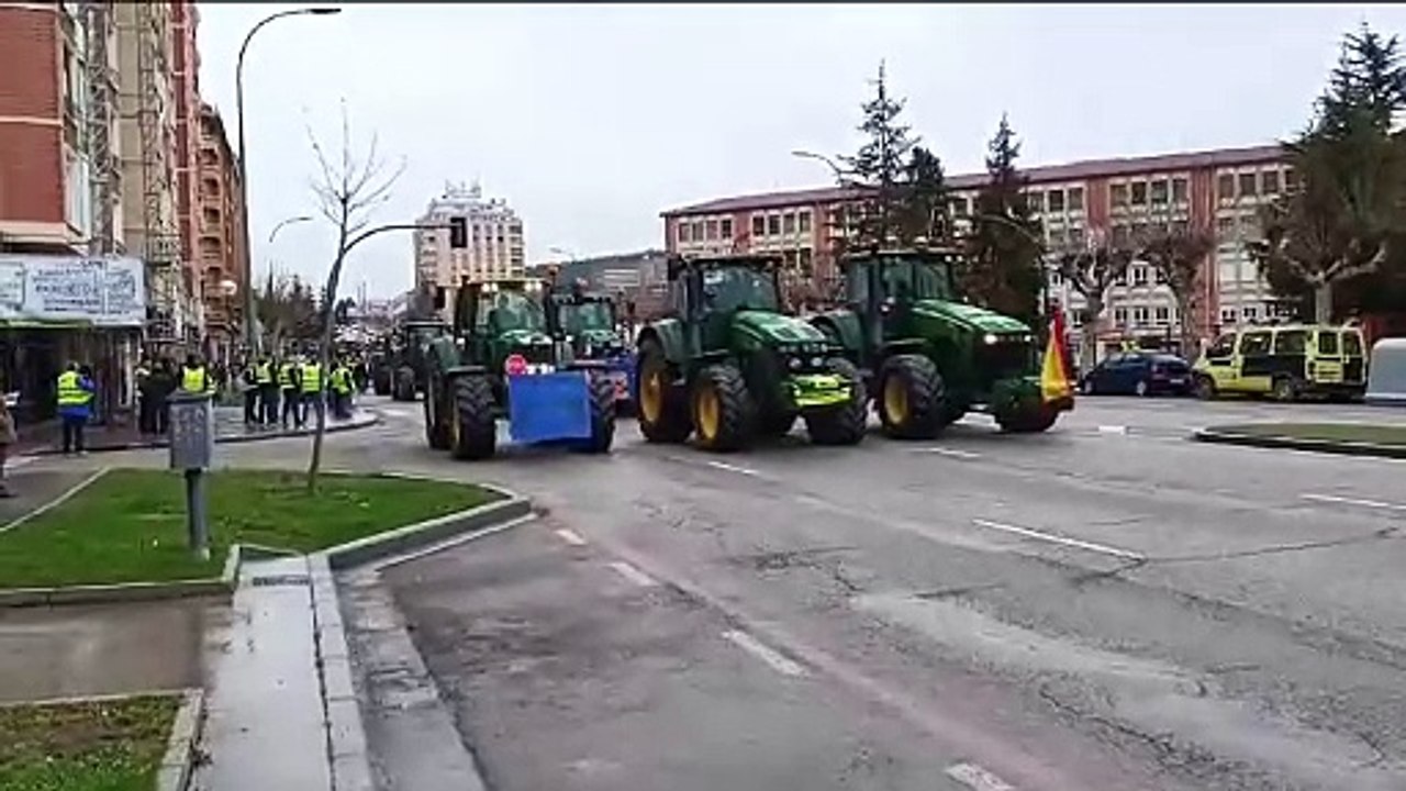 Por la avenida Cantabria