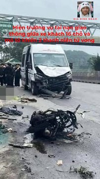 Chạy ngược chiều tông vào xe khách, 2 thanh niên đi xe máy tử vong