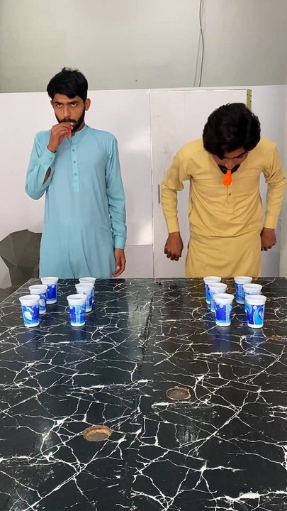 Balloon cup game challenge #funnyvideo #funnyvideovlogs #funchallenge #funnygame