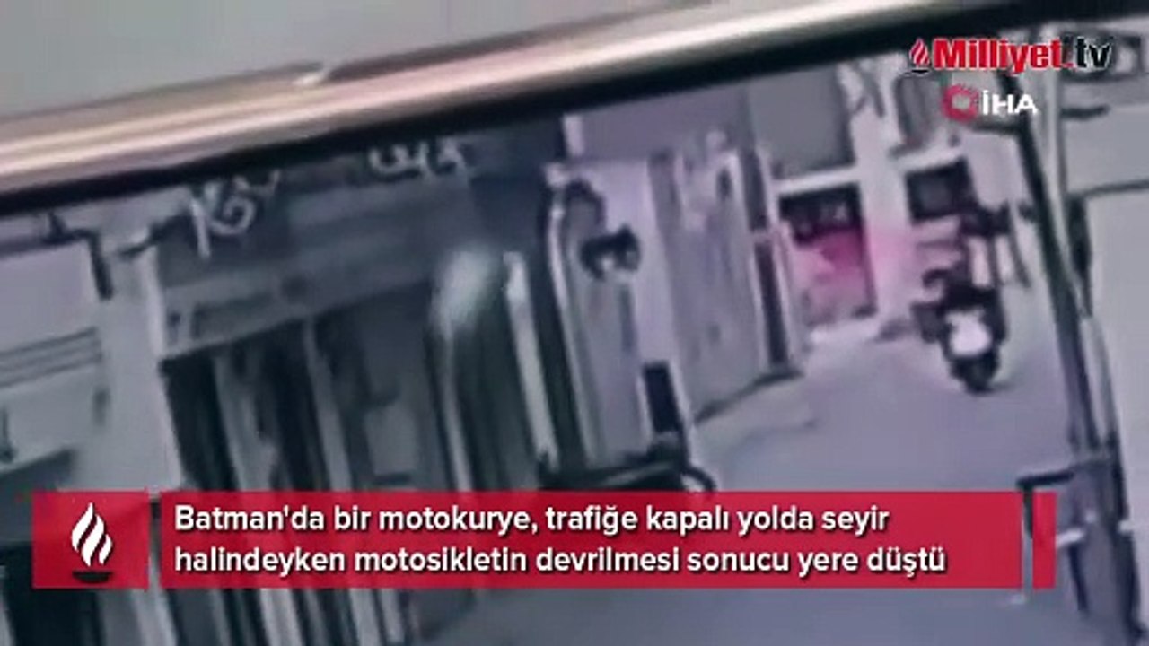 Trafiğe kapalı yola giren motokurye kaza yaptı