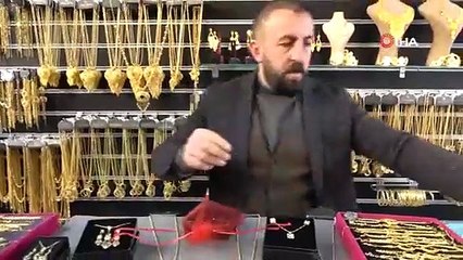 Van'da Sevgililer Günü’nde imitasyon ürünlere yoğun ilgi