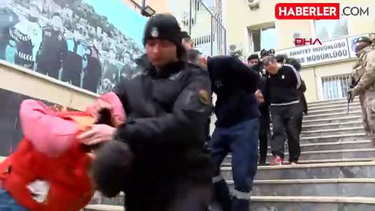 Aziz Yeniay'ın seçim çalışması sırasındaki saldırıyla ilgili gözaltına alınanlar adliyeye sevk edildi