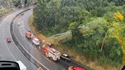 Helicóptero da PM resgata vítima de capotamento na BR-277