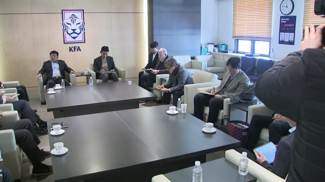축구협 임원진 '클린스만 경질' 건의...법적 검토 착수 / YTN