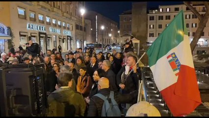 A Roma la fiaccolata per Ilaria Salis: "Liberiamola"