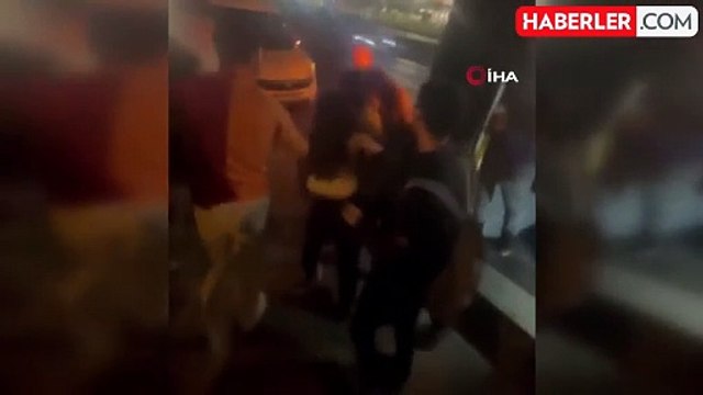 Esenyurt'ta otobüste kadını taciz eden sapık, yolcular tarafından dövüldü: Pantolonun niye ıslak?