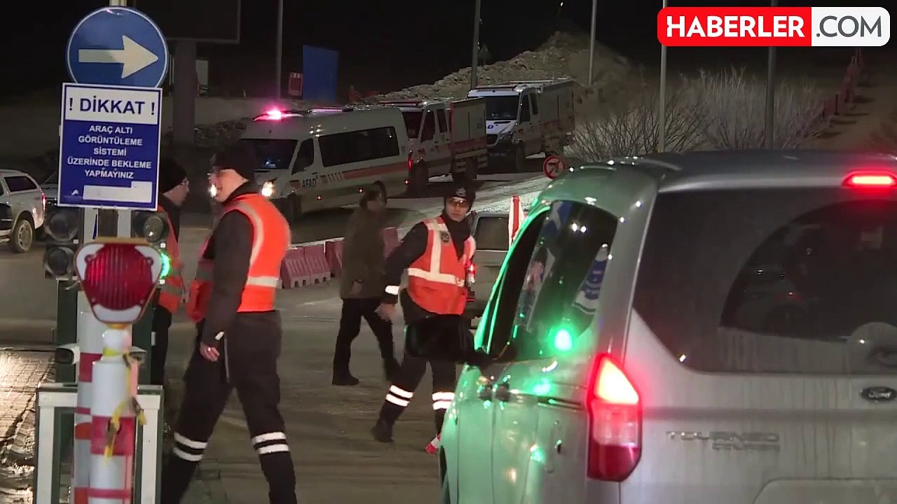 Erzincan'daki altın madeninde toprak altında kalan işçiler için zamana karşı yarış: Ekipler gece gündüz demeden çalışıyor