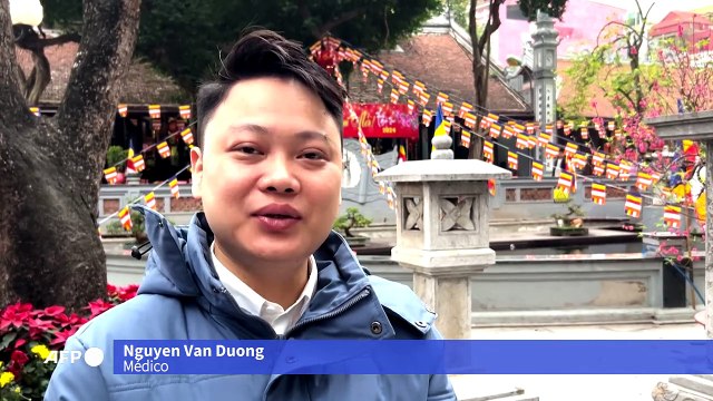 Flores y bombones pero también rezos y reclamos en San Valentín