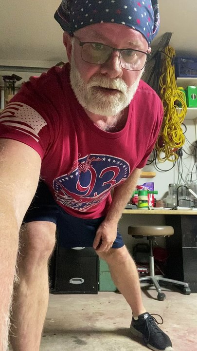 Old Man Knees... HELLO!!