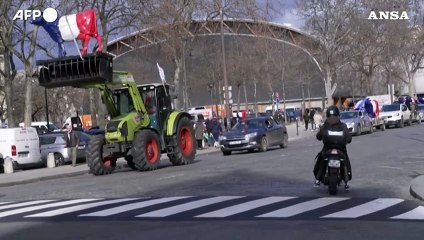 Download Video: Agricoltori, Parigi: una 