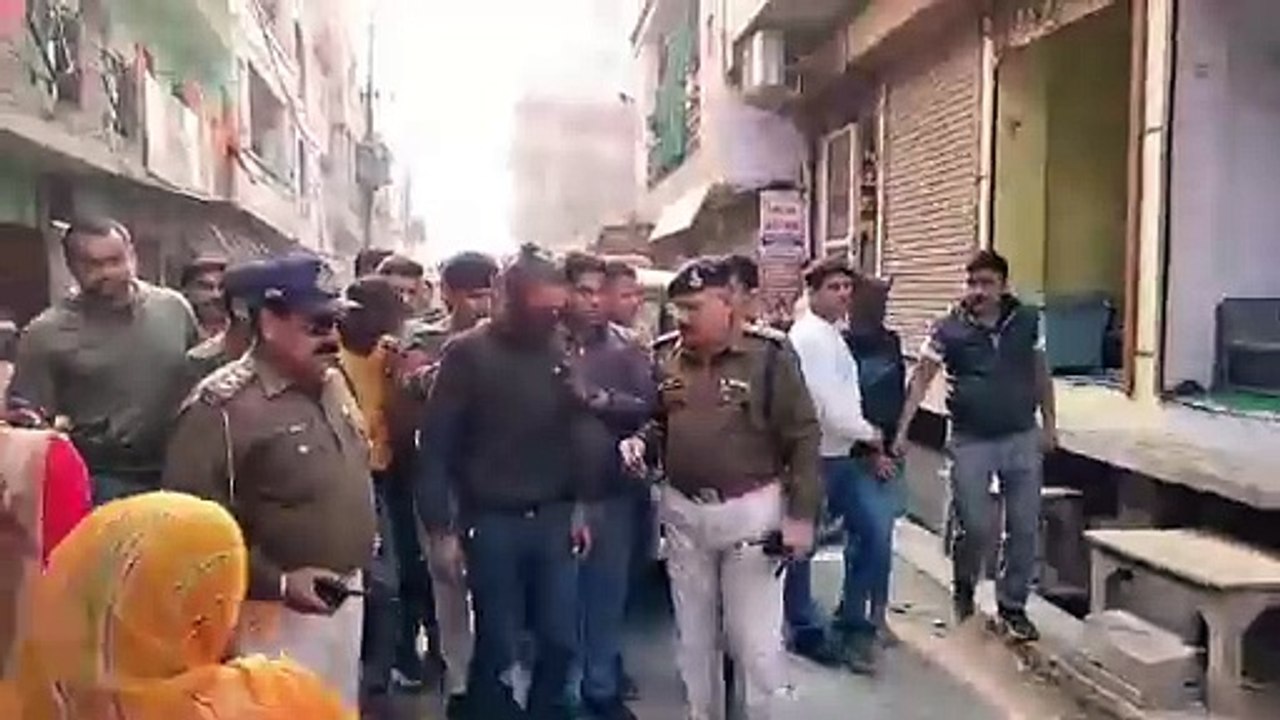 लूट का खुलासा: तीन बदमाश पकड़े, लूटे गए छह लाख...
