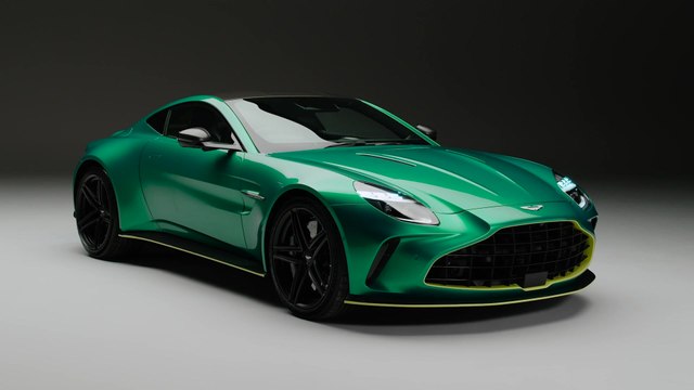 Aston Martin Vantage Design Preview in Studio