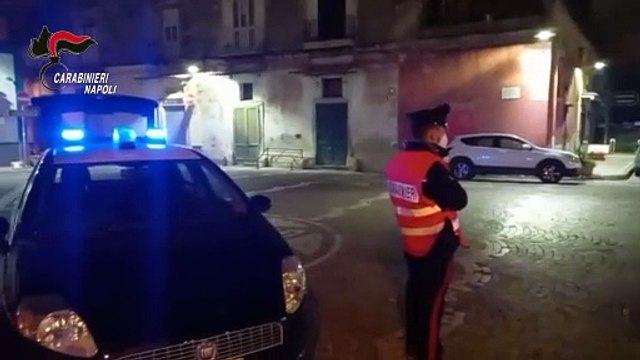 Camorra, estorsioni e traffico di droga nel Napoletano: gli arresti