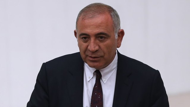 Gürsel Tekin: 40 yıldır CHP'liyim böyle bir dönem görmedim