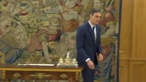Felipe VI y Pedro Sánchez sancionan la reforma del artículo 49 de la Constitución