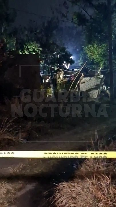 #Preliminar En calles de la colonia el Sauz de Tlaquepaque, un joven fue asesinado a balazos, su cuerpo quedo tendido muy cerca de una finca #GuardiaNocturna