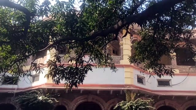 निर्माण को लेकर विवाद, यूआईटी अधिकारियों ने रूकवाया निर्माण