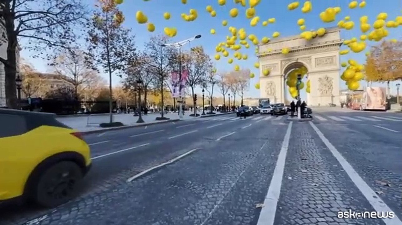 Nissan Juke si rinnova e si veste di giallo