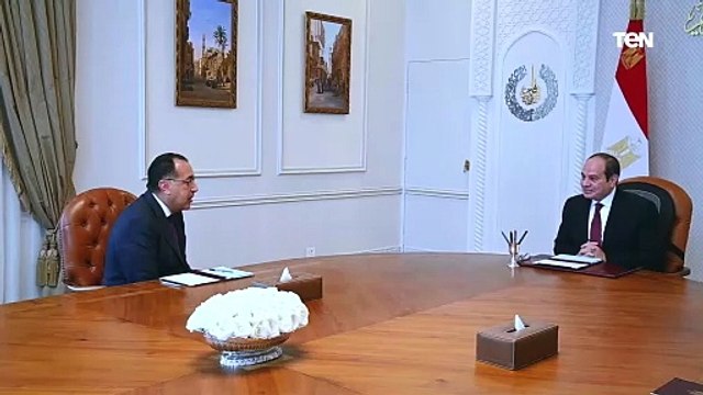 الرئيس السيسي يجتمع مع رئيس الوزراء لمتابعة نتائج المشاركة في القمة العالمية للحكومات بدبي