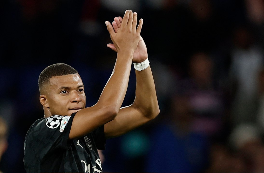 أنباء عن اعتزام مبابي مغادرة باريس سان جيرمان بعد نهاية الموسم الحالي