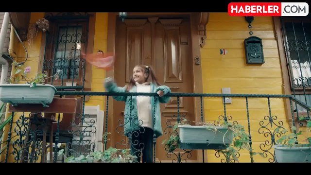 CHP'nin seçim şarkısında Hatay adayı Lütfü Savaş'a yer verilmedi