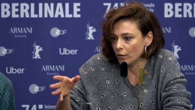 Jasmine Trinca in giuria a Berlino: Dobbiamo tenere gli occhi ben aperti e rimanere umani