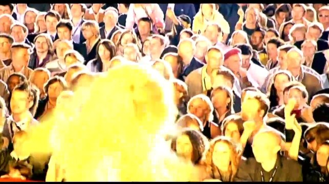 Pussycat Dolls — Wait A Minute ● Pussycat Dolls: Live From London · (2006)